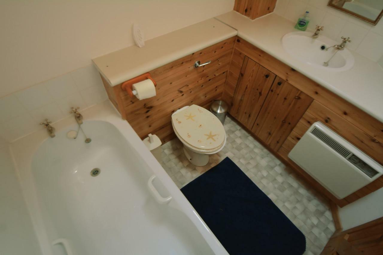 Mallard Lodge Cirencester Extérieur photo