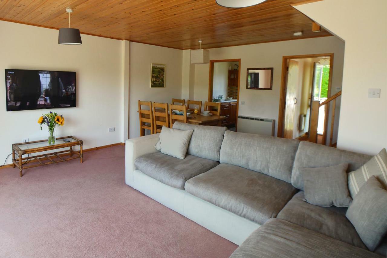 Mallard Lodge Cirencester Extérieur photo